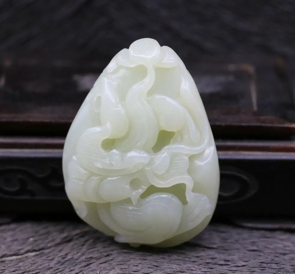 

Big Treasure Chinese Vintage Hetian Old Jade Powerful Swaying Dragon Totem Big Carving Amulet A Timestown 20201128A