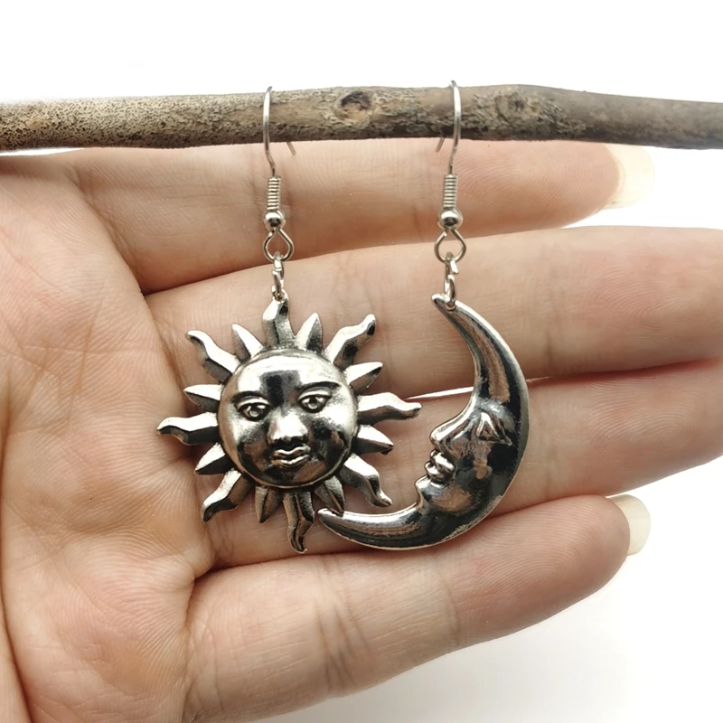 【HYERES LOR】25SS★ Champagne Full Moon Silver Duo Earrings HYERES LOR】25SS☆ Champagne Full Moon Silver Duo Earrings