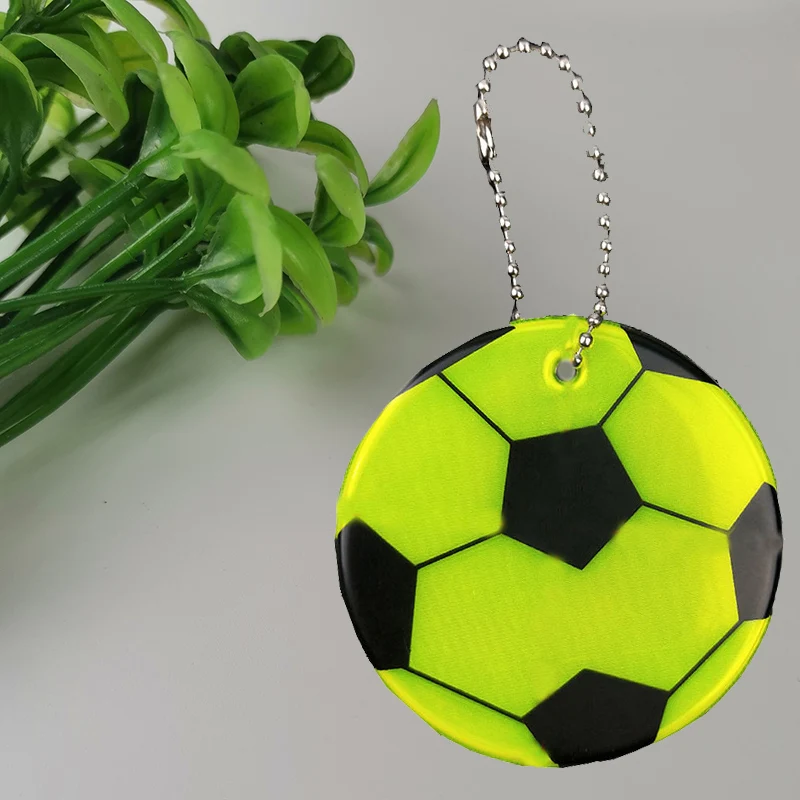 MEILITE-llaveros de fútbol reflectantes con luces de vela, colgante de moda, accesorios para bolsa, llaves para uso de Seguridad de Tráfico, 500