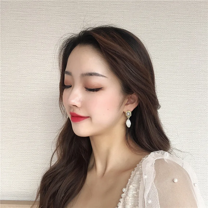 13663898486_934565869