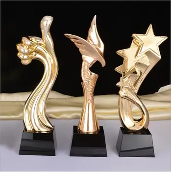

Creative Black Crystal Trophy Figurines Home Statue Crafts Gold Plated Oscar Trophy Sculptures Accessories Livingroom Ornaments