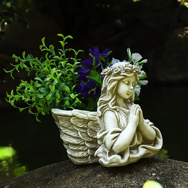 LONG-L Sculpture d'ange Petite Fille sur Un Coeur|Statue De Jardin,Cadeau  Commémoratif,Statue d'ange avec Ailes pour La Maison,Cadeau Parfait pour La