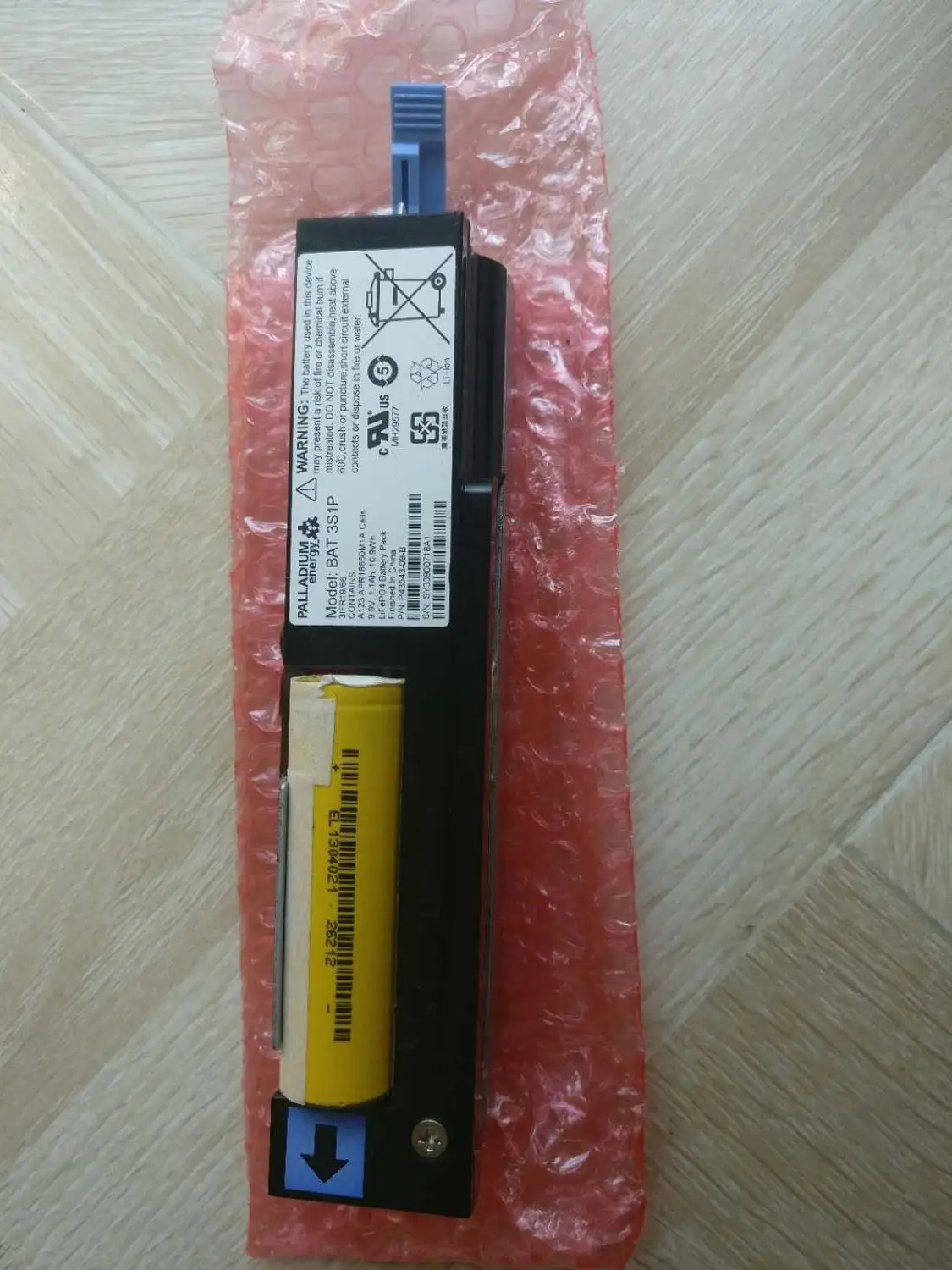 Новые оригинальные Батарея для DELL LSI IBM летучей мыши 3S1P P43543-10-A 9,6 V 10.6WH