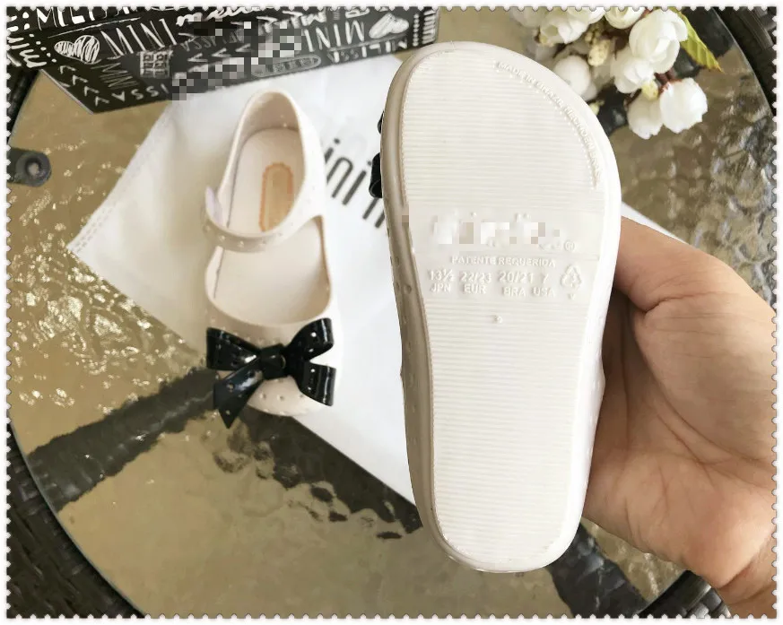 Mini Melissa/Новинка года; бразильские прозрачные сандалии с бантом для девочек; летняя детская обувь; сандалии Melissa с нескользящей подошвой для маленьких принцесс; SH19097