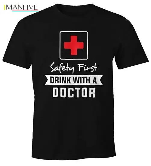 Футболка с принтом в летнем стиле футболка надписью Safety First Drink with A Doctor Fun вечерние