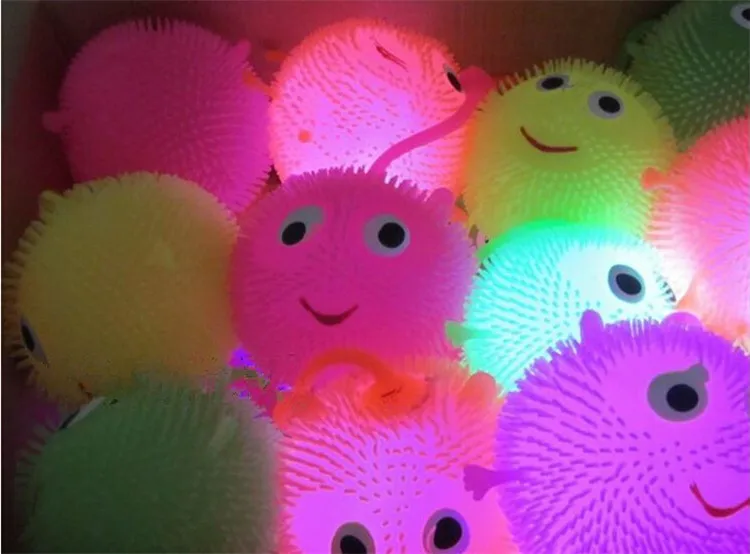 

Shining Smiley Ball Glowing Bounce Ball Creative Glowing Toy Children Vent Toy Stall Hot Selling