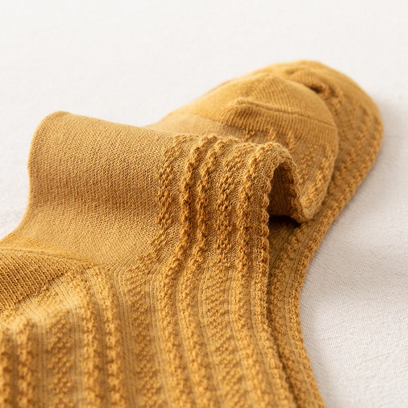 CARTELO Spring Women Solid Color Socks Ladies Cute Middle Tube Socks Colorful Cusal Girls Breathable Cotton Adult Casual Sox