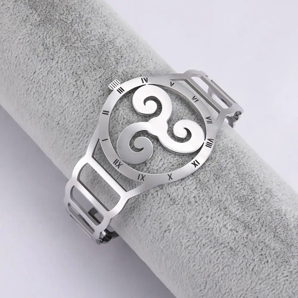 Skyrim Stainless Steel Bracelets Valknut Nordic Triskelion Vintage Gothic Irish Knot Amulet Cuff Bangle for Men Women