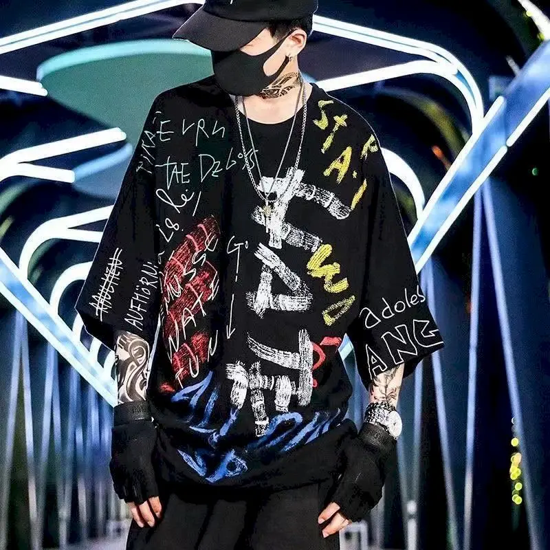 2025 Summer New Men's T-shirt Street Brand Graffiti Hip-hop