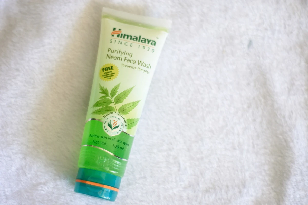 pimple himalaya face wash