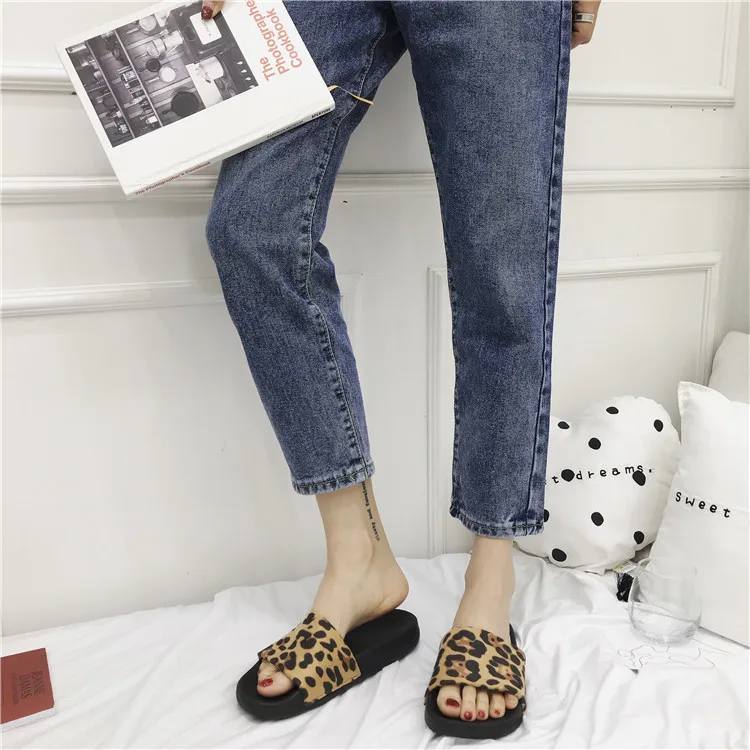

Online Celebrity Leopord Pattern Slipper Women's 2019 Summer New Style Flat Line-styled Slippers Large Size Sandals-WOMEN'S Shoe