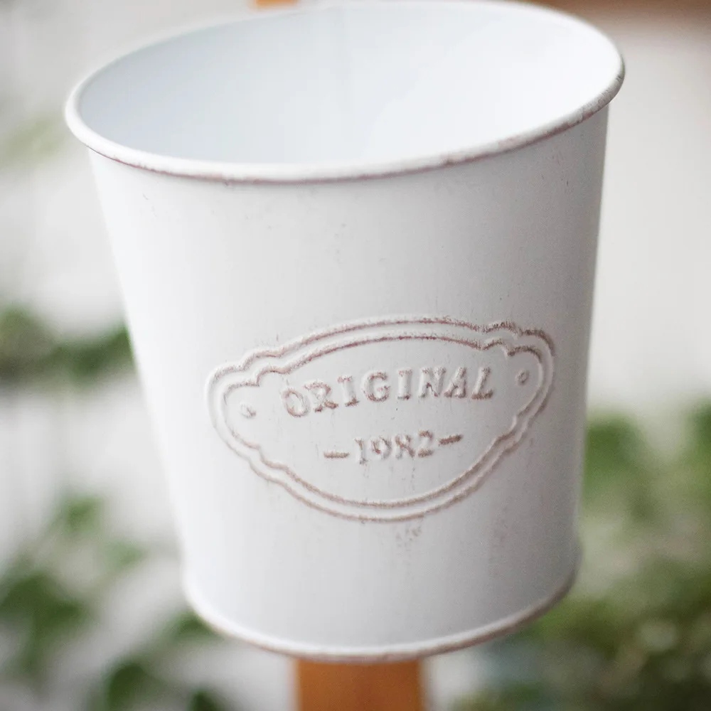 1PC Wall Hanging Flower Pots Removable Hanging Plant Pots Iron Garden Planter Pots Tin Bucket Holder Retro Letters Basket