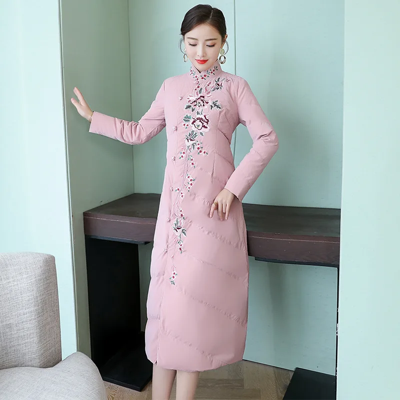 

2019 Winter New Style Mid-length Cotton Coat Women's Machine Embroidery Long Sleeve Frog Cheongsam Style Cotton Coat Chinese-sty