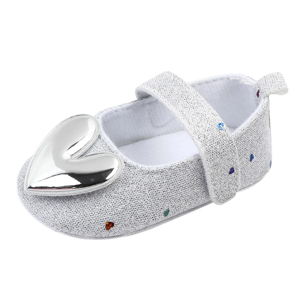 Первые ходунки; Детские ботиночки из хлопка с героями мультфильмов; модная домашняя обувь для маленьких девочек с мягкой подошвой в форме сердца; обувь принцессы; прогулочная обувь для малышей