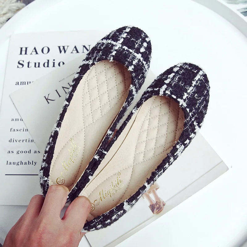 

2020 Women Flats Shoes Ballet Flats Fashion Slip On Loafers Sweet Summer Female Casual Shoes Plus Size 42 43 Breathable Footwear