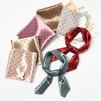 

New Velvet Polka Dot 70 * 70cm Temperament Female Square Scarf Exquisite Wild Spring And Autumn Decorative Scarf