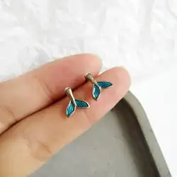 Корейские ювелирные изделия милые маленькие простые серьги-гвоздики с рыбьим хвостом женская синяя цветная серьга