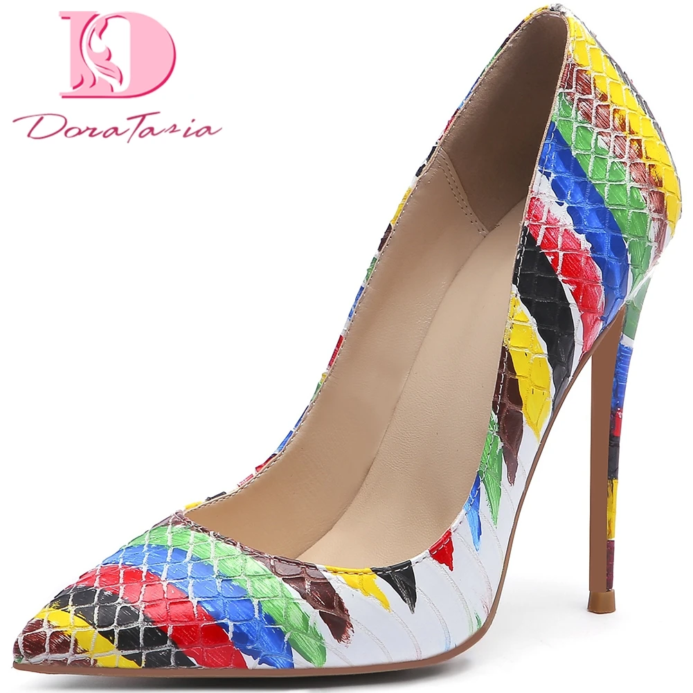 

Doratasia 2020 customized big size 45 sexy fetish high heels rainbow print pointed toe slip on party women shoes woman pumps