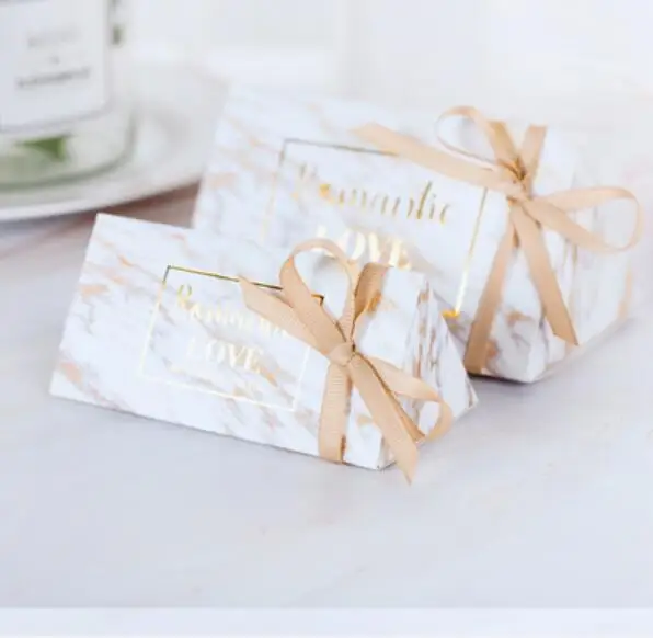 

100 Pcs Marble / Flamingos Wedding Favors Candy Boxes Bomboniera Giveaways Box Party Gift Box Return Present Chocolate Box