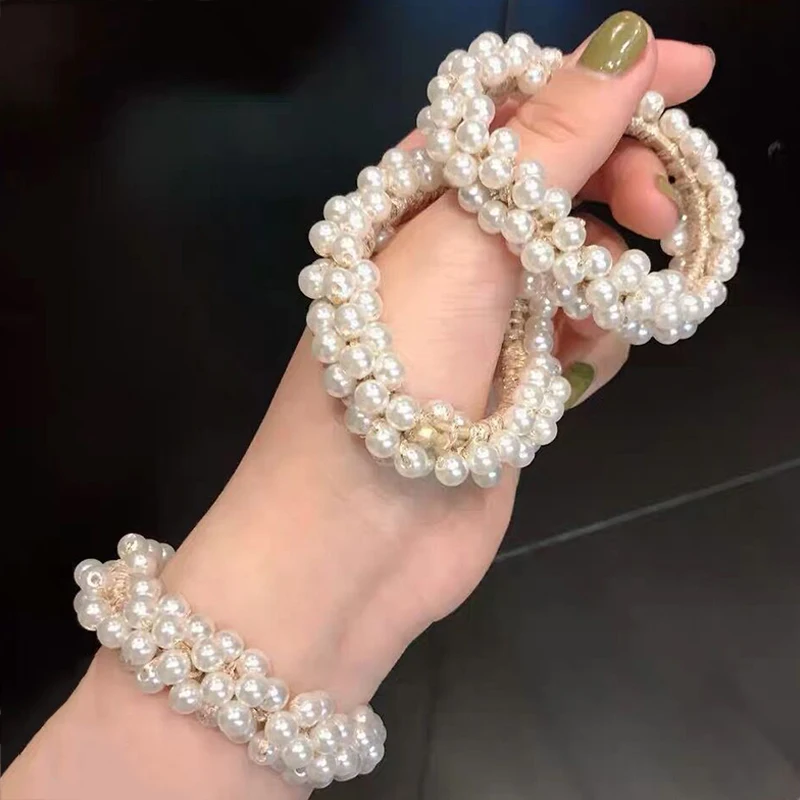 11074100230_1912945471