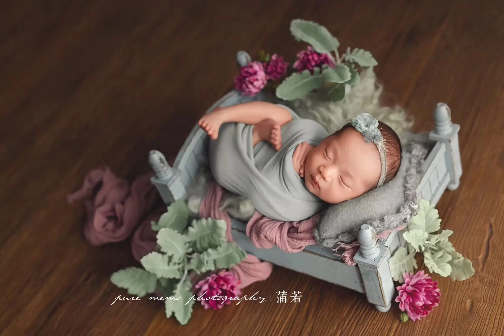 Newborn newborn photography props baby retro wooden bed cradle bed studio newborn photography accessories props