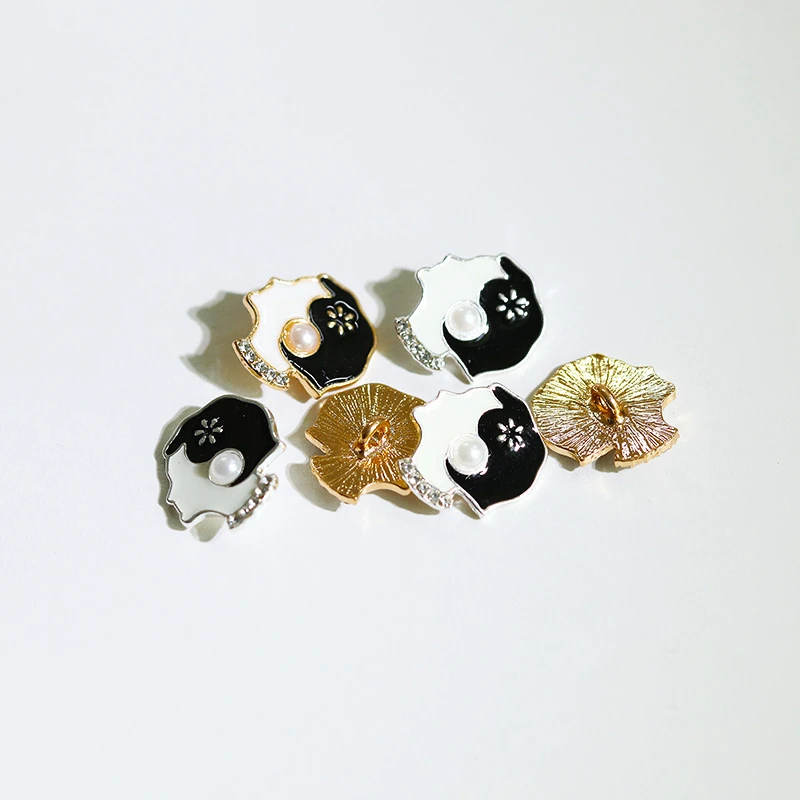 

10pcs Rhinestone Buttons for Clothing Designers Fashion Women's Clothes Decorative Buttons DIY Sewing Accessories Shirt Buttons