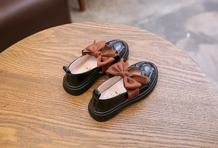 AFDSWG boys leather shoes Spring and autumn new shoes for kids girls Black bow moccasins kids girls shoes leather White leather shoes туфли кожаные на мальчика туфли детские детские ботинки для девочек