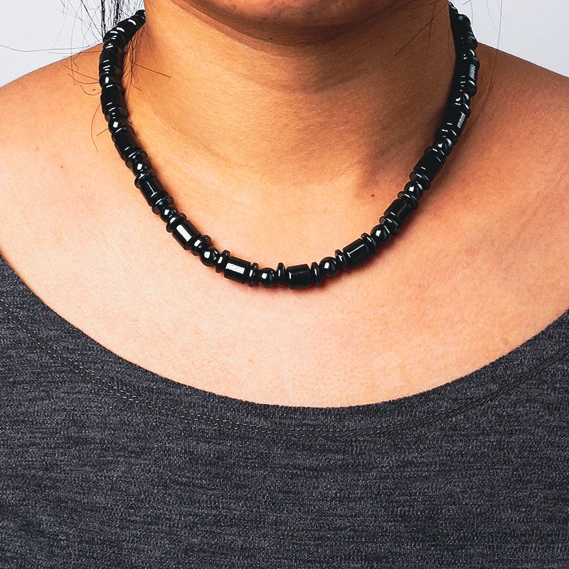

Natural Hematite Cylinder Necklaces Women Fashion Gallstone Round Beads Necklace Reiki Healing Healthy Soul Jewelry Accessories