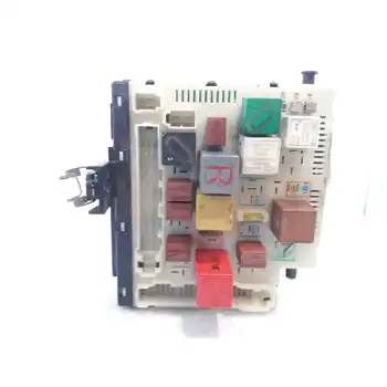 

97HG14A073ED Case Relays/Fuses Ford Escort Berl./turnier 1.8 Turbodiesel Cat