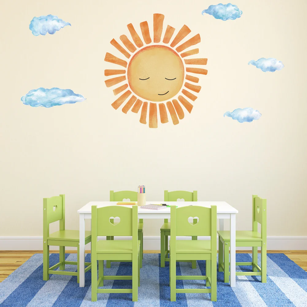 солнце на стенах домов. панно солнце на стену. декор солнышко на стену. наклейка на стену солнышко. солнце на стенах домов.