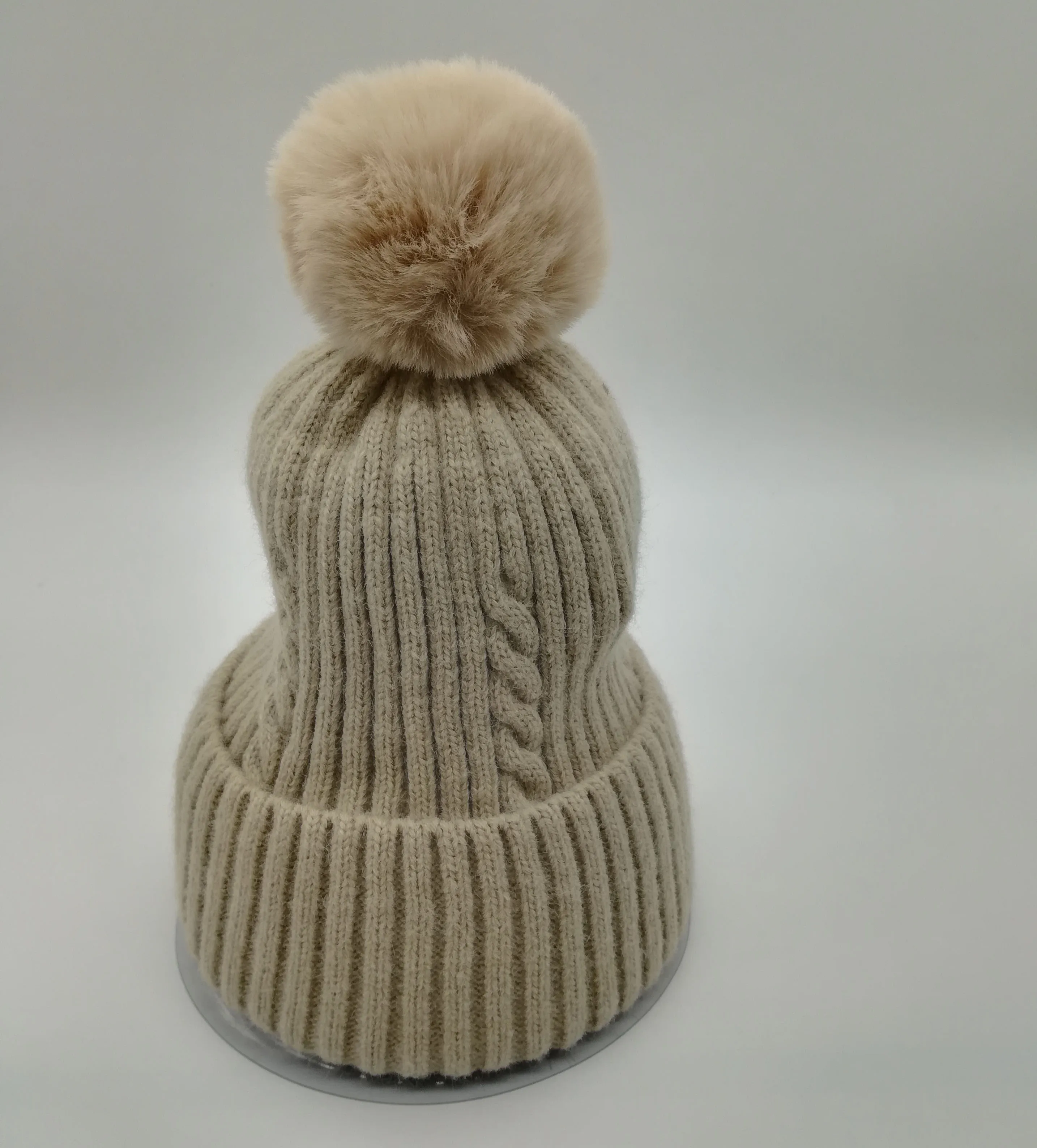 beige KUE046 женская зимняя теплая шапка вязаные шапочки шапка с помпонами для девочек толстые теплые шапочки шапки - Цвет: beige