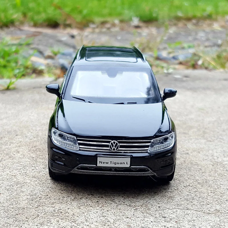Имитация автомобиля VW Tiguan L 1:32 модель из сплава Игрушечная машина с открытой