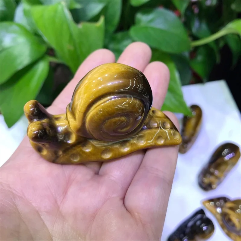 

Natural Tiger Eye Stone Hand-Carved Snail Healing Energy Mineral Quartz Decorative Home Crafts Room Decor 1pcs
