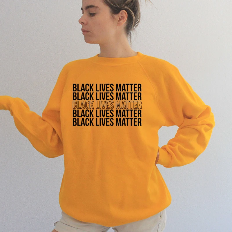 Женский свитер черного цвета с надписью Lives Matter свободный джемпер длинным