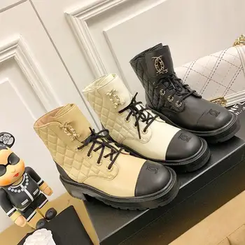 

2020 New Plaid PU Boots Women Boots Round Toe Flat Heel Short Booties Women Lace Up White Boos High Quality Women Autumn