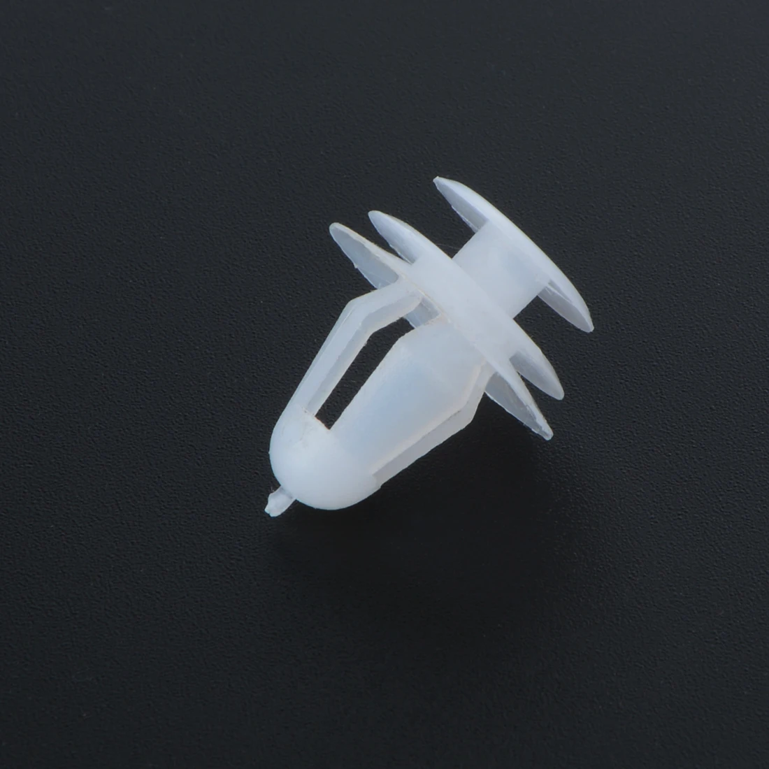100 шт автомобильные зажимы бампера для Автомобильные Брызговики бамперы для двери автомобиля поверхность Пластиковые Белые Заклепки Аксессуары для декорирования машины автомобиля Liuding