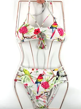 

2020 new solid color bikini bikini suit push-up style white