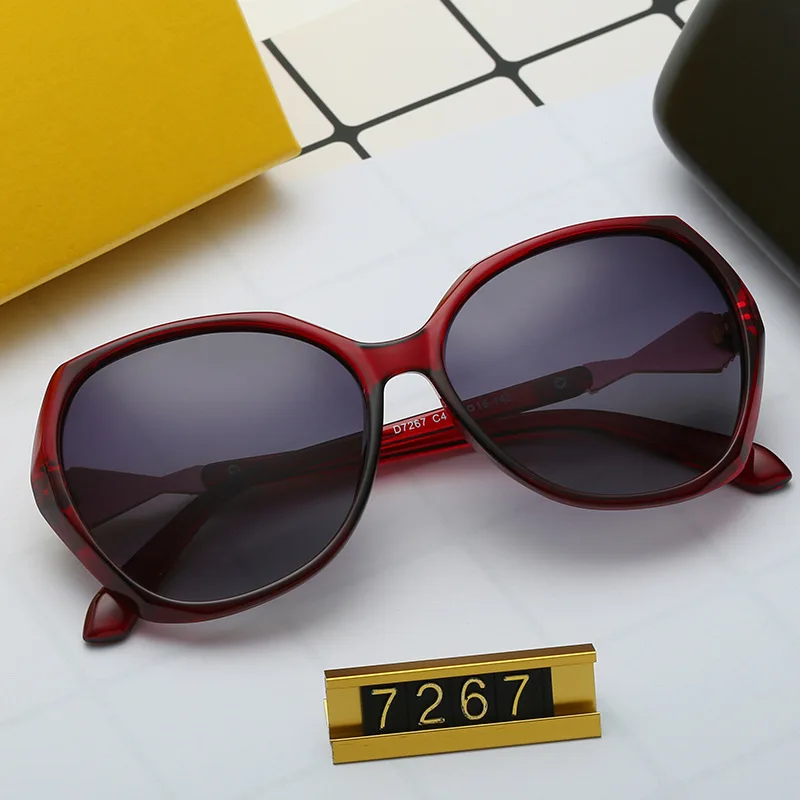 

2019 New Polarized Sunglasses Eyewear Women European and American Fashion Reds with Diamond Vintage lunette soleil femme 7267