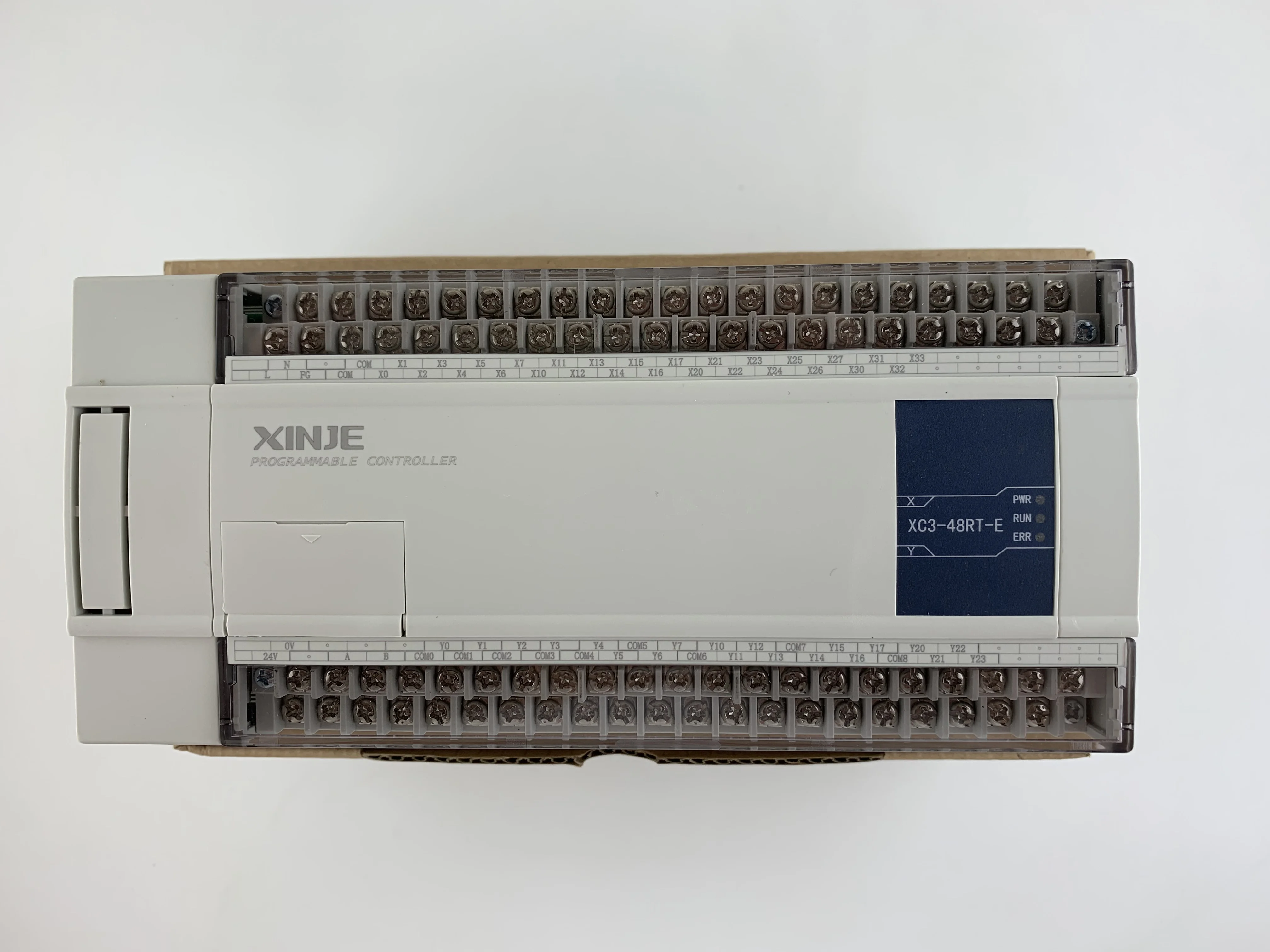 XC3-48R-E XC3-48T-E XC3-48RT-E XC3-48R-C XC3-48T-C XC3-48RT-C PLC, есть