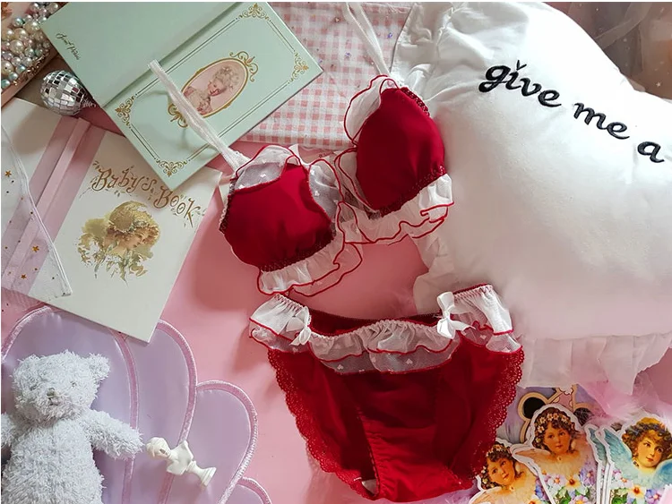 Red lace Японское мягкое кружевное нижнее белье для девочек в стиле Лолиты с изображением сказочной звезды комплект с бюстгальтером красного цвета без косточек в школьном стиле с сердечком для девочек - Цвет: Red lace