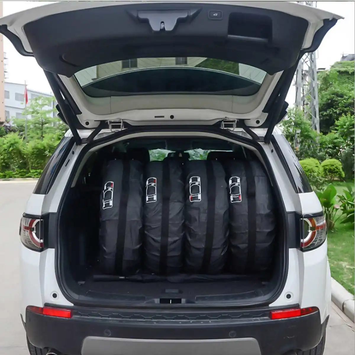 Рисунок 2 - чехол для автомобильных запасных