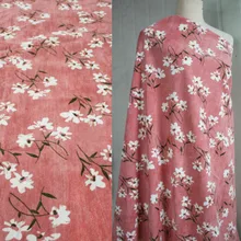 Половина метра розовый низ с белым цветочным принтом хлопок вельвет ткань для осень зима пальто платье одежда материал T941