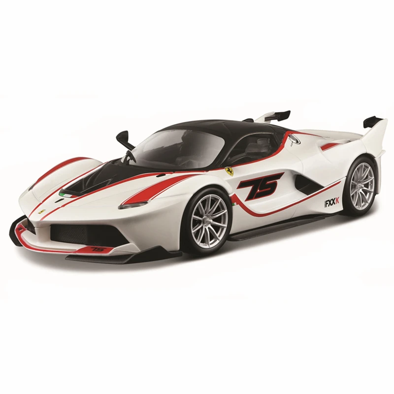 Модель автомобиля Bburago Ferrari FXX K из сплава, 1:24