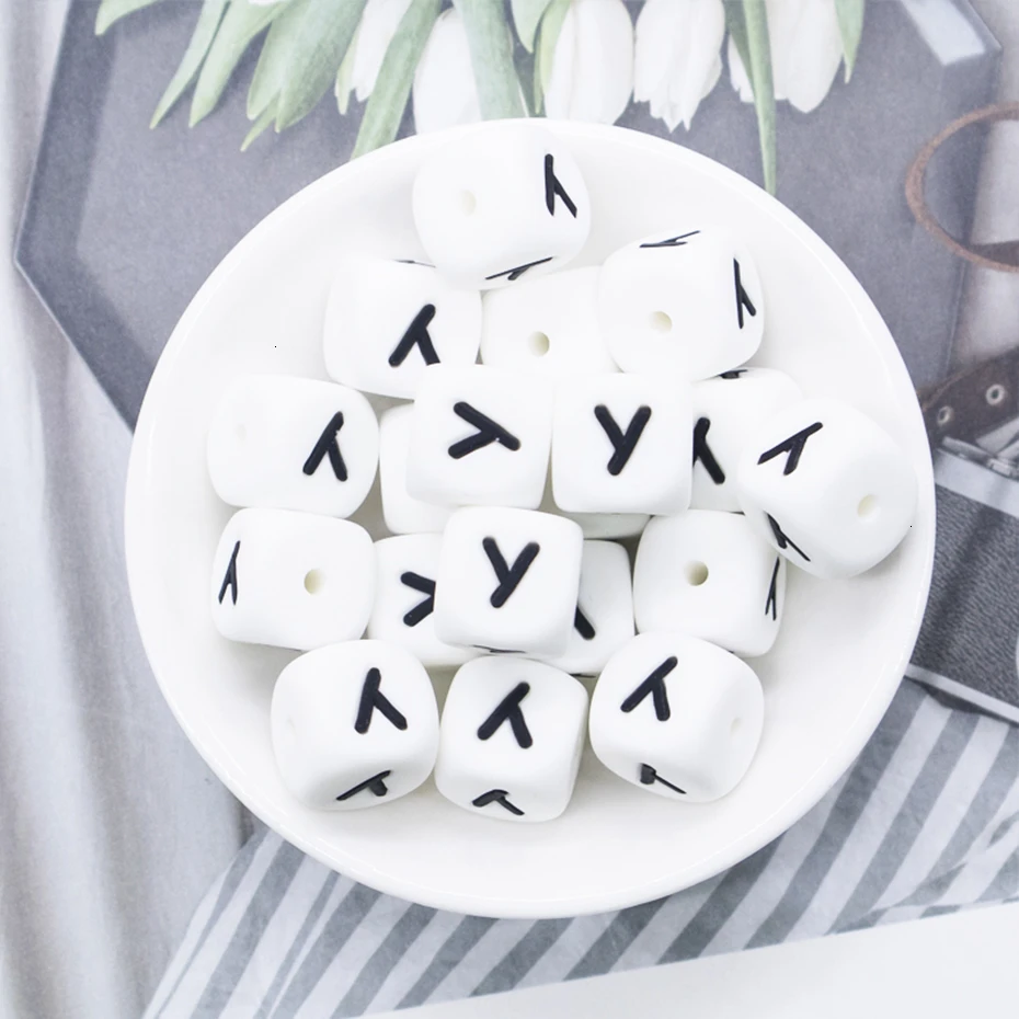 100pc Silicone Alphabet Beads Baby Teething Beads For DIY Necklace Pacifier Chain Nursing Accessories Gifts Silicone Teether Toy - Цвет: 100pc Y
