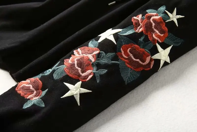 Star firefly autumn&winter shortened women's hoodies cuff embroidery hooded pullover