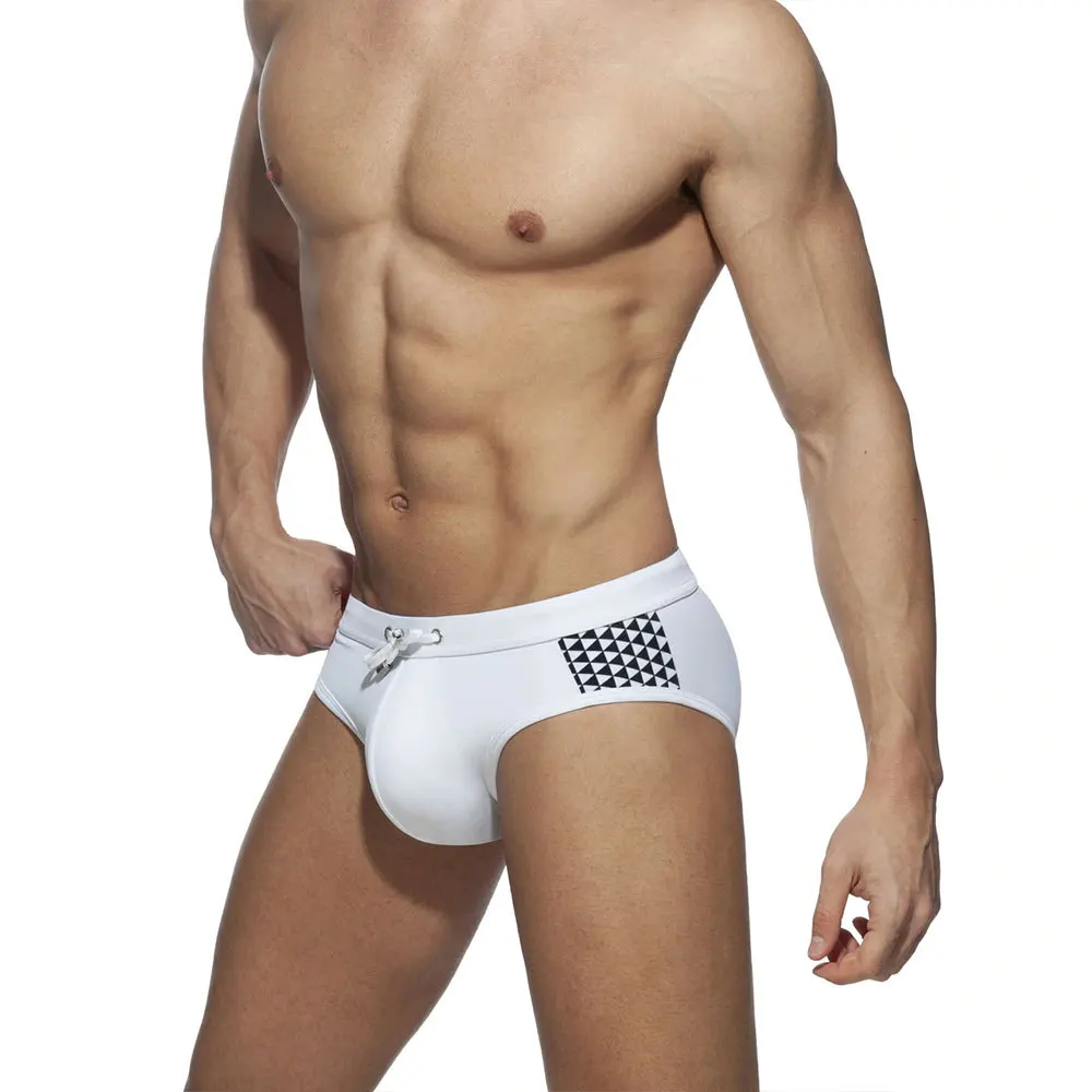 Black/White Men's Bikini Swimwear Simple Design Quality Briefs With/Without Sponge Pad Beach Shorts Athletics Swim Trunks swim trunks