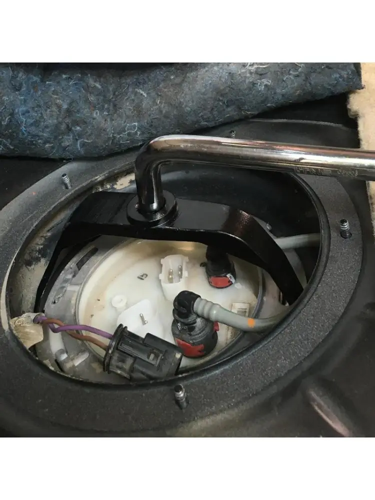 

Universal Fuel Tank Lid Remover Lock Ring Tool Oil Pump Cover Wrench Fuel Sender