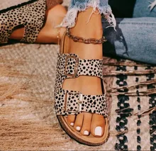 2020 Crystal Outdoor beach sandals Summer Women Slippers Bling ladies open toe Comfort slip woman shoes Candy color Cobra