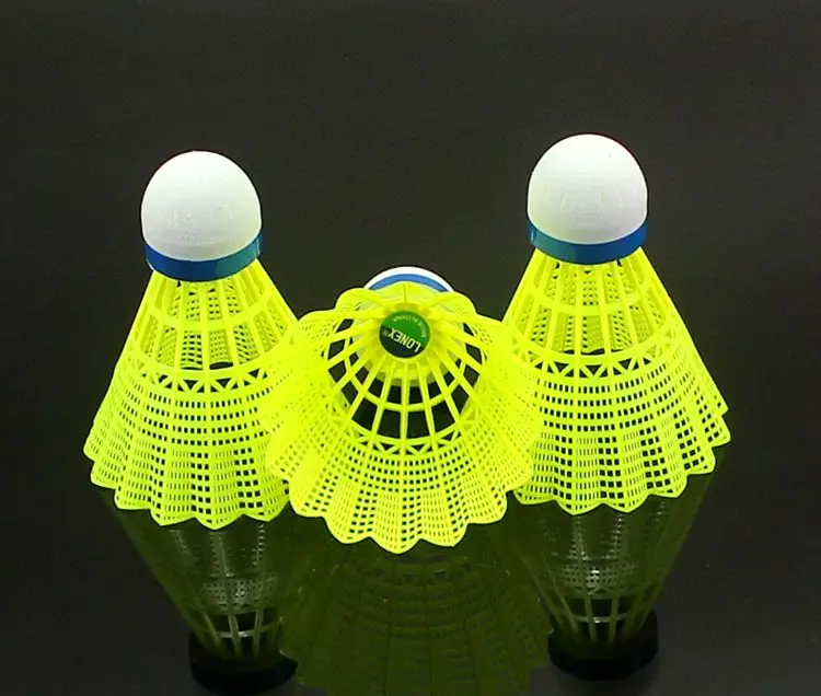 12 Pcs/ Barrel Nylon Plastic Badminton Wear-Resistant Fitness Training White Yellow Pink Shuttlecock Optional Free Delivery
