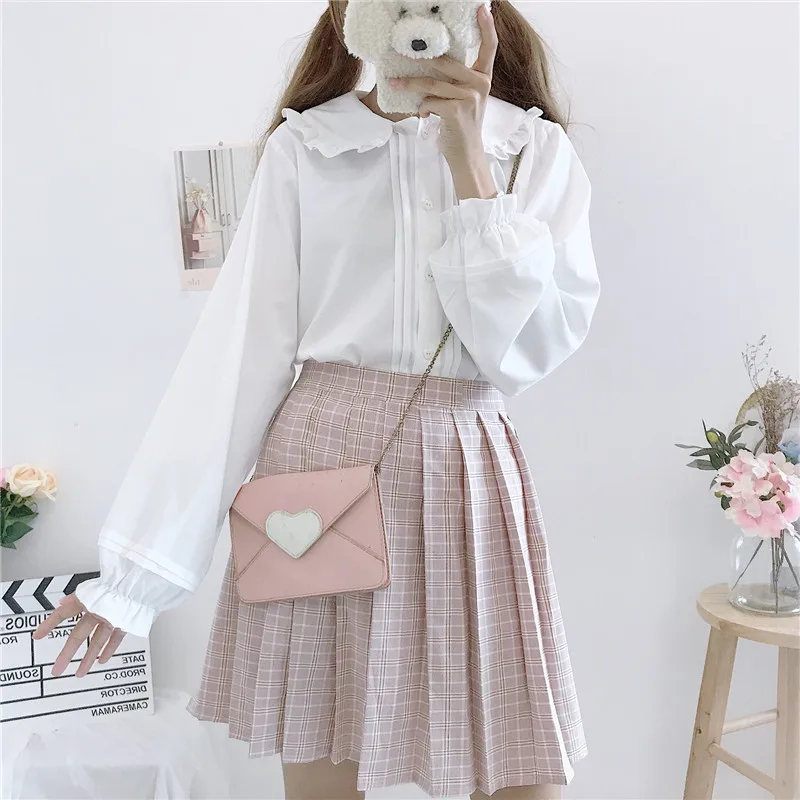 Girl Black White Long Sleeve Lolita Shirt Women Blouses Retro Vintage Blouse Shirts For Woman Sweet Peter Pan Collar Tops Party